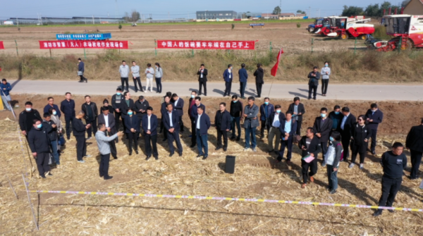 濰柴雷沃智慧農(nóng)場(chǎng)里的&ldquo;三秋&rdquo;